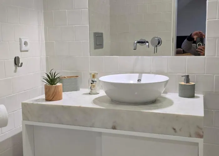 Upper Story 1br Ac And Workspace Daire Porto