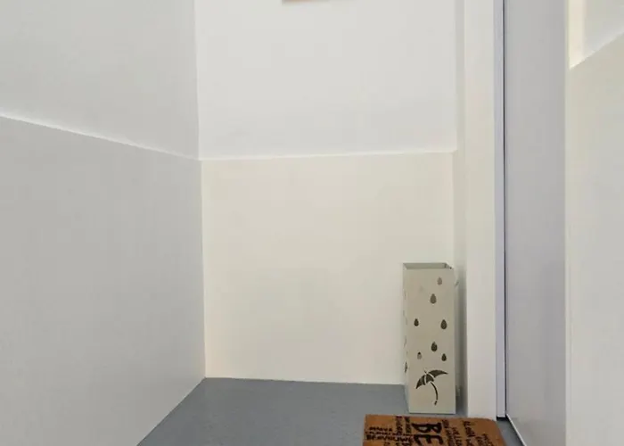 Daire Upper Story 1br Ac And Workspace *