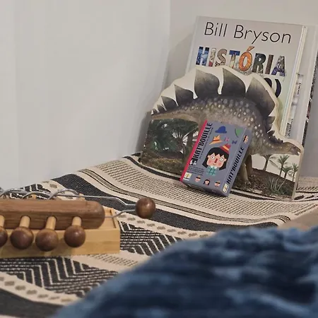 Upper Story 1br Ac And Workspace *